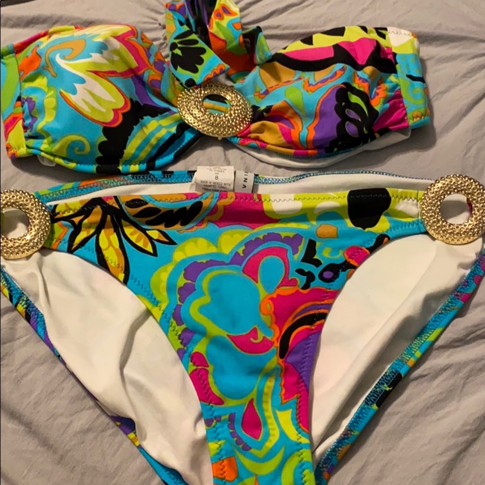 Women’s swim